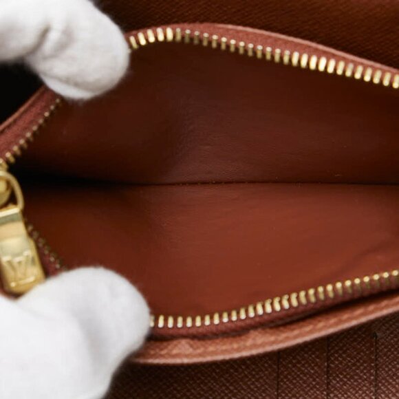 LOUIS VUITTON Brown Monogram Wallet - Picture 7 of 11